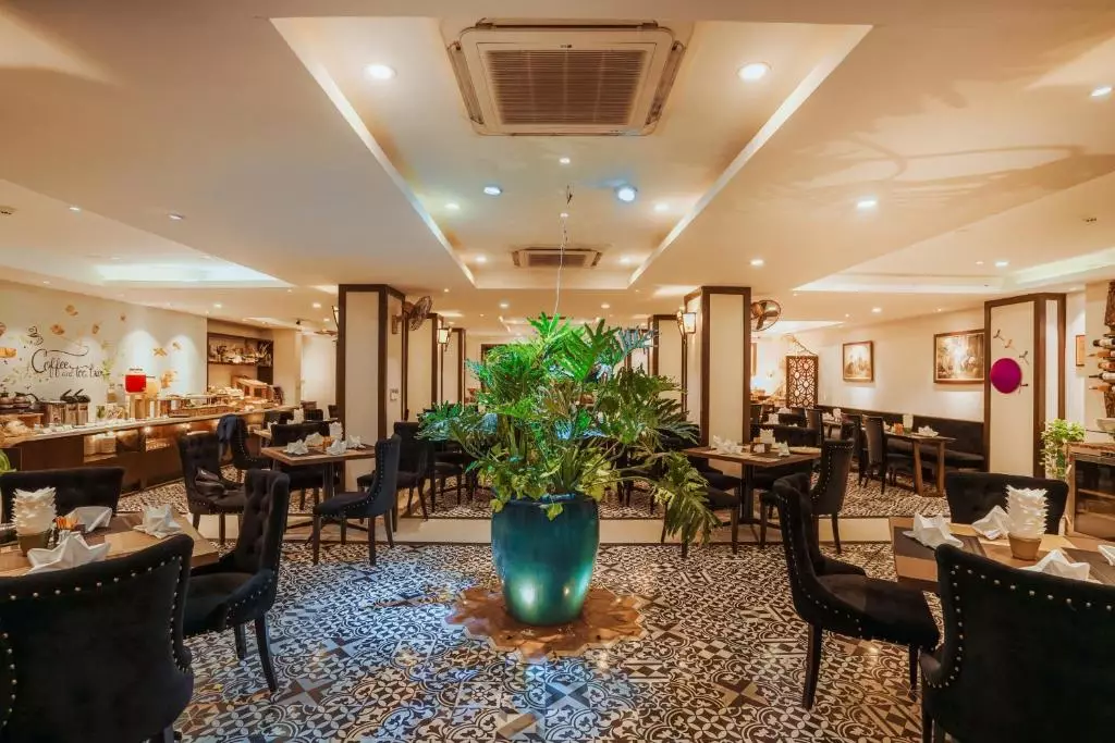 Thang Long Opera Hotel